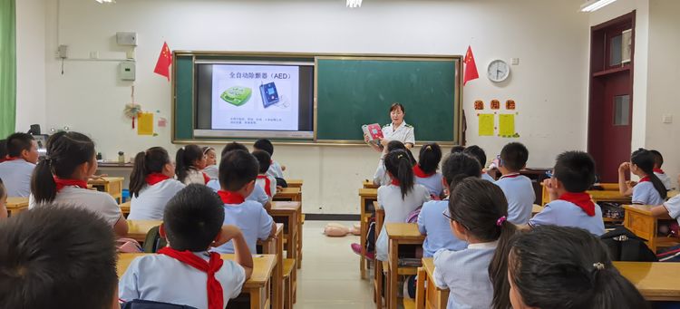 【我为群众办实事】西安急救中心开展“急救知识、技能培训进校园”活动